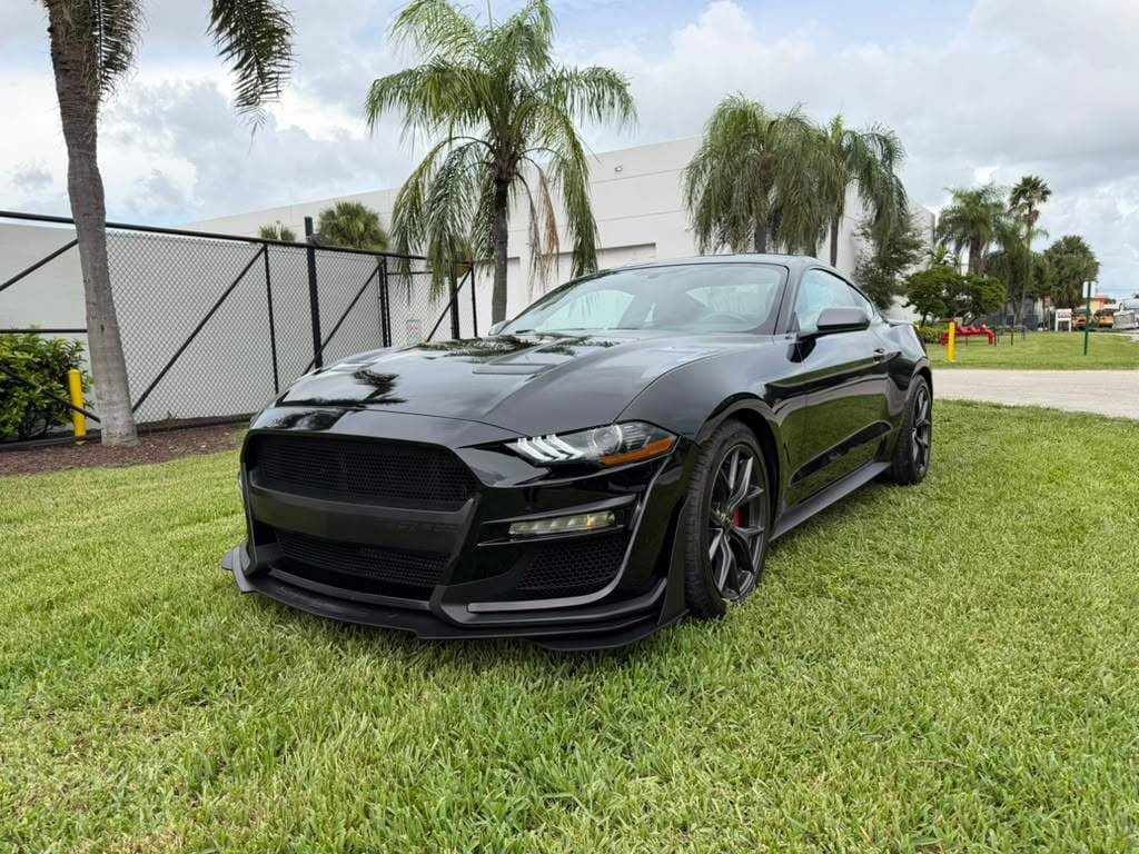 2020 Ford MUSTANG I4 Coupe — photo 1