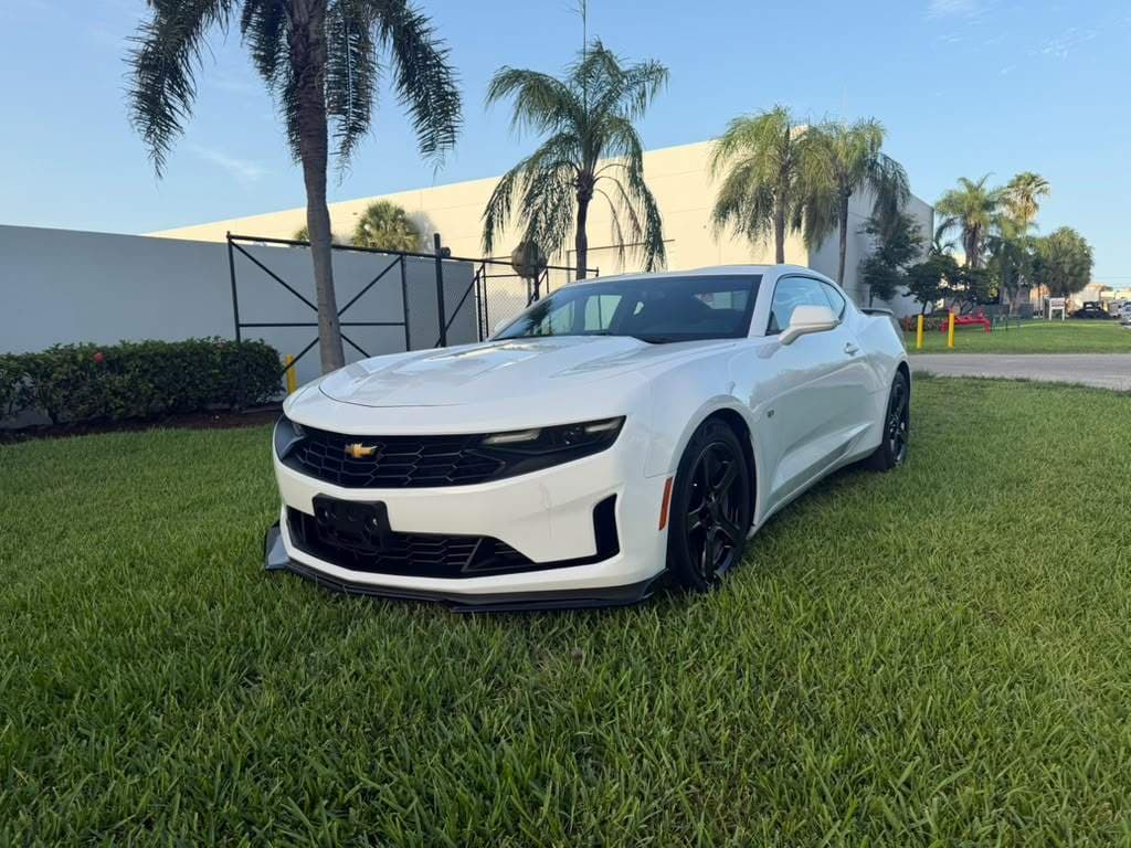 2021 Chevrolet CAMARO 1LS/1LT — photo 1
