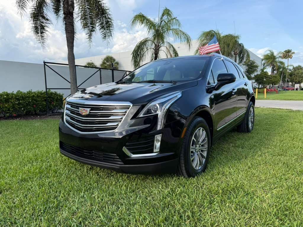 2019 Cadillac XT5 Luxury — photo 1
