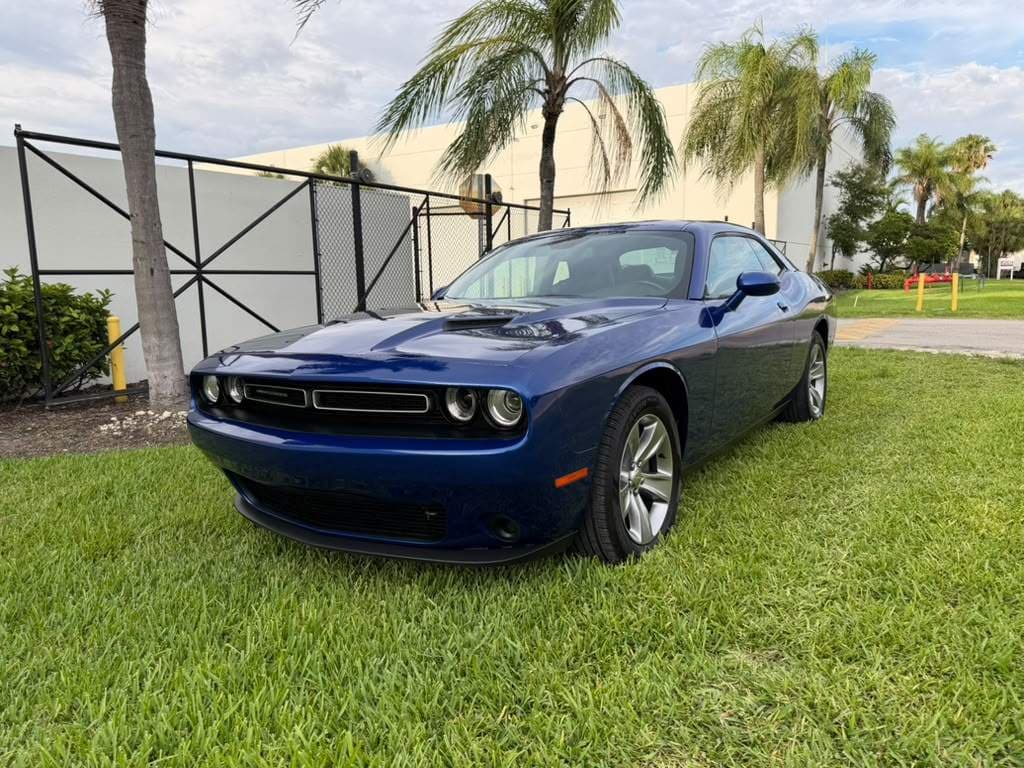 2019 Dodge CHALLENGER SXT