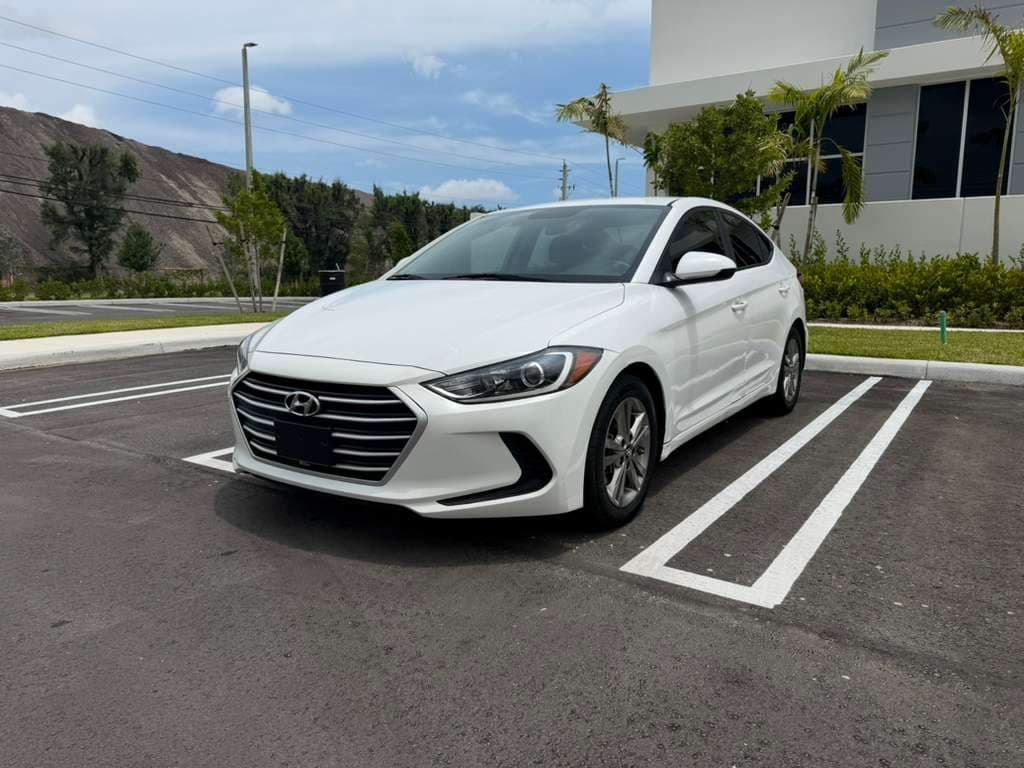 2018 Hyundai ELANTRA SEL / Value Edition / Limited — photo 1
