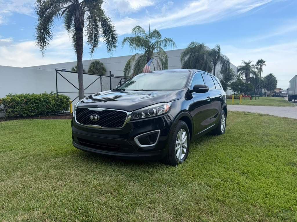 2018 Kia SORENTO L, LX — photo 1