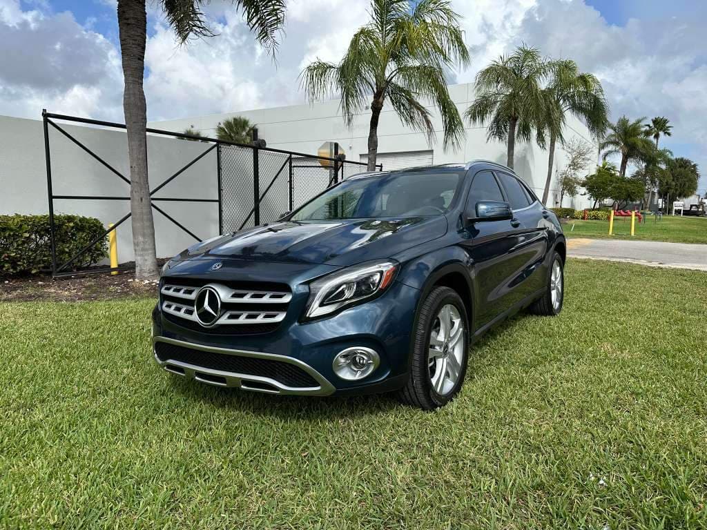 2020 Mercedes-Benz GLA 250 GLA250 — photo 1